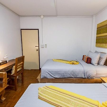 Baan Singharaj Hotel Chiang Mai Bagian luar foto
