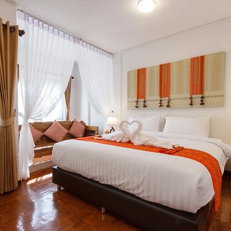Baan Singharaj Hotel Chiang Mai Bagian luar foto
