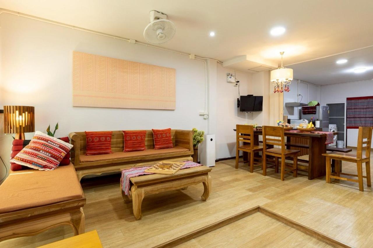 Baan Singharaj Hotel Chiang Mai Bagian luar foto