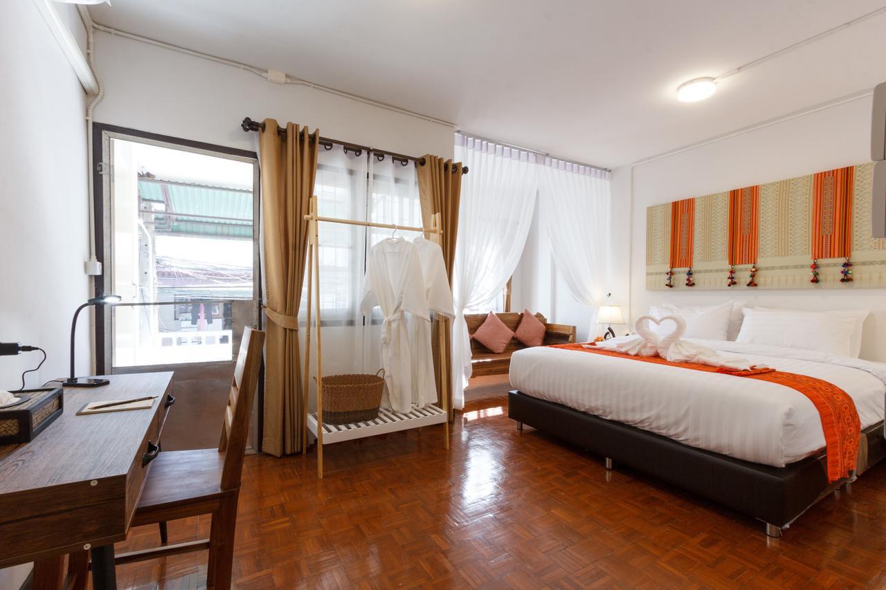 Baan Singharaj Hotel Chiang Mai Bagian luar foto