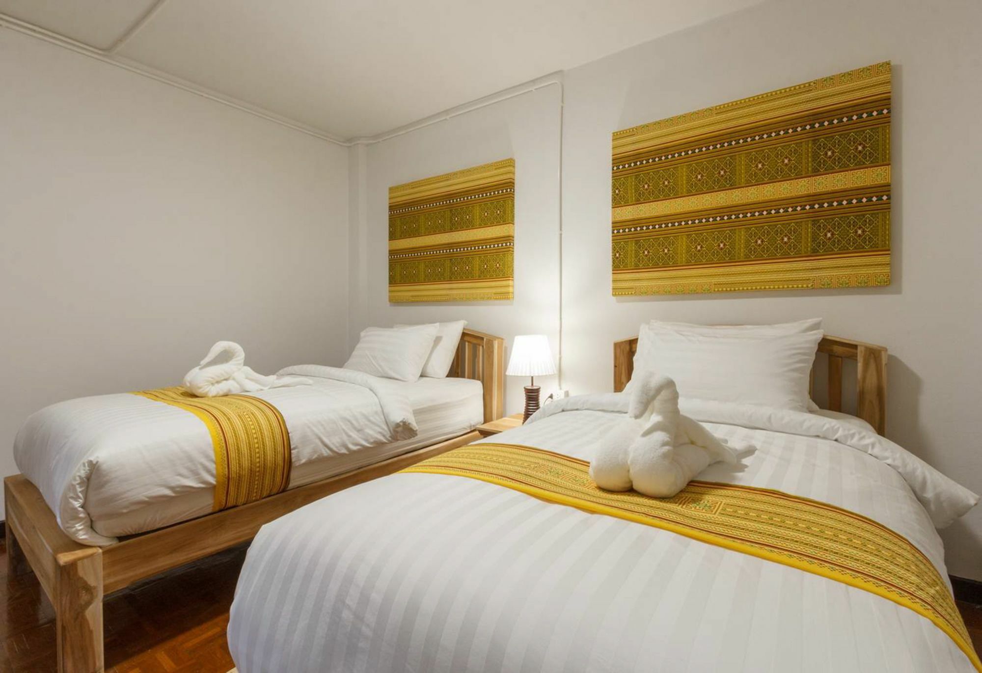 Baan Singharaj Hotel Chiang Mai Bagian luar foto